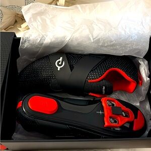 *NEW* Men’s peloton shoes